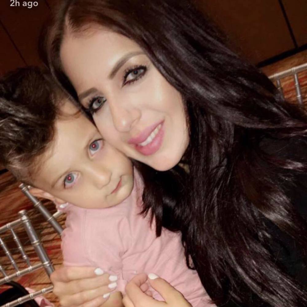 Meet your Posher, Neda